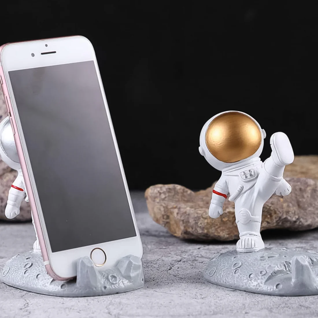 3D Astronaut Mobile Holder – Resin Spaceman Phone Stand for Desk, Car Dashboard & Decor (1 Pc / Mix Design) - Image 6